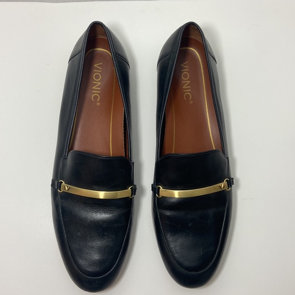 Vionic Shoes - Vionic Evie black leather loafers Sz 10